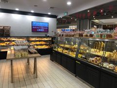 面包甜点陈列柜-山崎面包(百联世纪店)