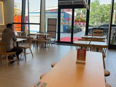 -德克士(榆次君豪店)