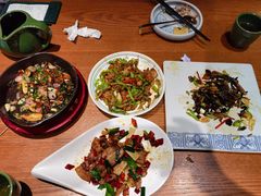 -云海肴·汽锅鸡·云南菜(天山百盛优客店)