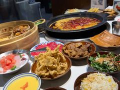 红汤小锅-卤校长老火锅(杨家坪直营店)