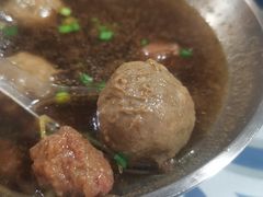 牛肉羹十牛肉丸汤-阿灶卤煮老店·姜母鸭(五店市总店)