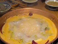 -洱火云南酸菜牛肉火锅(石景山当代商城店)