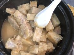 砂锅香芋-八张桌子(老店)