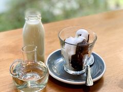 Iced&nbsp;espresso&nbsp;latte-ROAST
