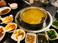 -丫丫汤膳打边炉(宏府408坊店)