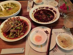 -不二·民谣音乐餐吧(长沙店)