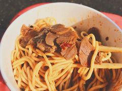 -燕子牛肉面(渣家路店)