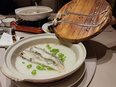 刀鱼煲仔饭-名豪品鲜荟(云亭店)