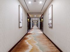 -蓝蔻酒店(深圳东站布吉万象汇店)