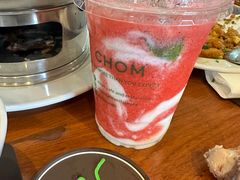 -Chom Cafe and Restaurant