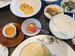 矿泉水白粥配杂咸-潮汕味道·煮海餐厅(金麟大厦店)