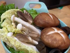 -池云涧自然椰子鸡(万泰汇店)