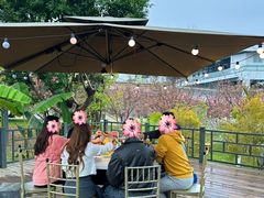 -茅草房·河畔园林火锅