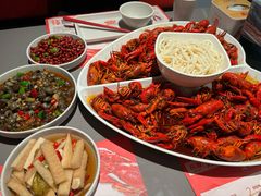 -龙巢盱眙龙虾·牛蛙·烧烤宵夜(八卦岭店)