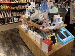 -酷乐潮玩(金桥国际店)