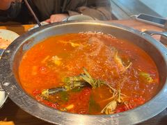 -野山舂·贵州现舂酸汤牛肉(鸿通城店)