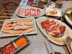 -哈哈碳都·牛肋条无限自助烤肉(台江万达店)