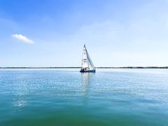 -滴水湖帆船营地