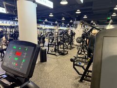 -TMG潮流健身(奥体莲荷里店)