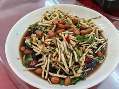 -香猪美食(中心店)