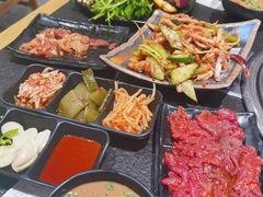 -金氏韩国城盛金烤肉(东明店)