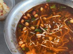 -老五鸡丝豆花面粉(瑞金北路68号院店)