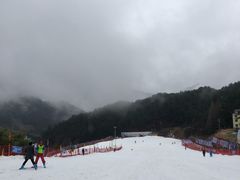 -大别山南武当滑雪场