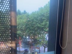-必胜客(阿诗玛店)