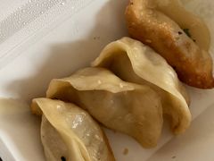 -香山胡记吴江路生煎(灵山路店)