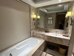 -昆山皇冠国际会展酒店