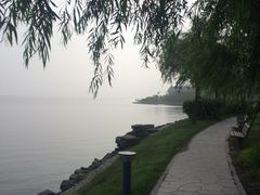 -上海滴水湖皇冠假日酒店