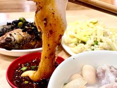 -雷祖芳老妈蹄花店