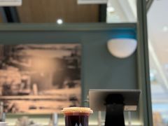 -M Stand(杭州萧山万象汇店)