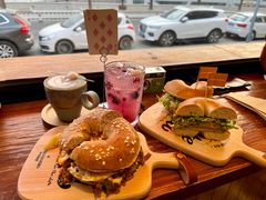 -Catch Bagel(芳草地店)