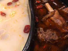 -亿诣蝎府炸酱面羊蝎子火锅(酷车小镇店)