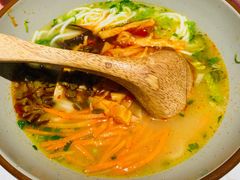 -百春原湖南牛肉粉(百联世纪店)