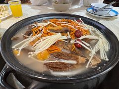 -九寨特色牦牛肉汤锅 羊肉汤锅