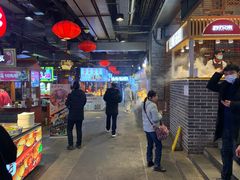 -八一路好吃街(雨田商务大厦店)