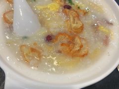 荔湾艇仔粥-卓粤拉肠(红庙店)