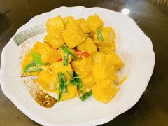 蟹黄豆腐-乡亲鹅肉城(吴江店)