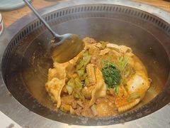-山河屯铁锅炖·非遗东北菜(南山店)