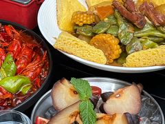 -红东阁东北菜烤肉酒馆(CROSS万象汇店)