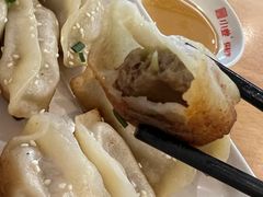 牛肉鍋貼-小姜锅贴(凤凰街店)