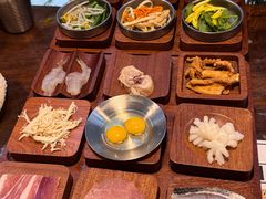 -银米·云南传统过桥米线(双廊黑金冠店)