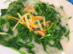 鱼汤浸辣椒叶-阿多私房菜(顺德店)