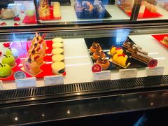 -Salon de The de Joel Robuchon(外滩18号店)