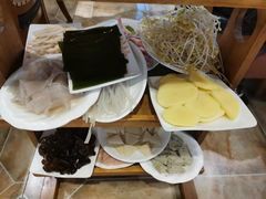 -融泽漁悦三只耳鱼火锅(南郑大道店)