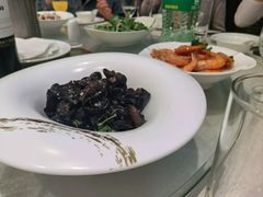 -东方明珠老上海8号餐厅