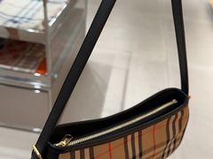 -BURBERRY(北京赛特奥特莱斯店)