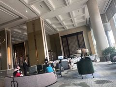 -李沧绿城喜来登酒店大堂吧